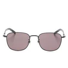 Солнцезащитные очки в квадратной оправе