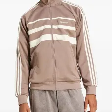 Спортивная куртка на молнии Спортивная куртка на молнии