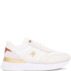 Кроссовки с вышитым логотипом