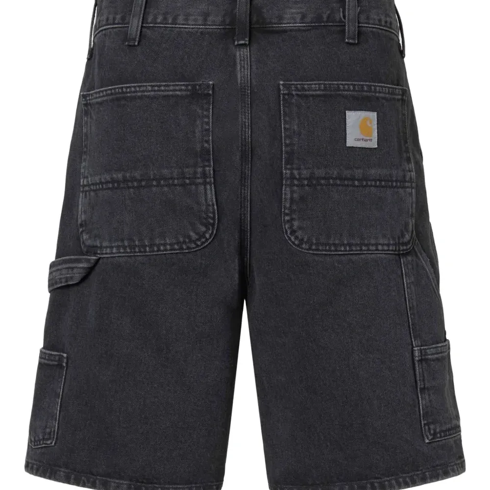 Джинсовые шорты