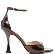 Босоножки с ремешками