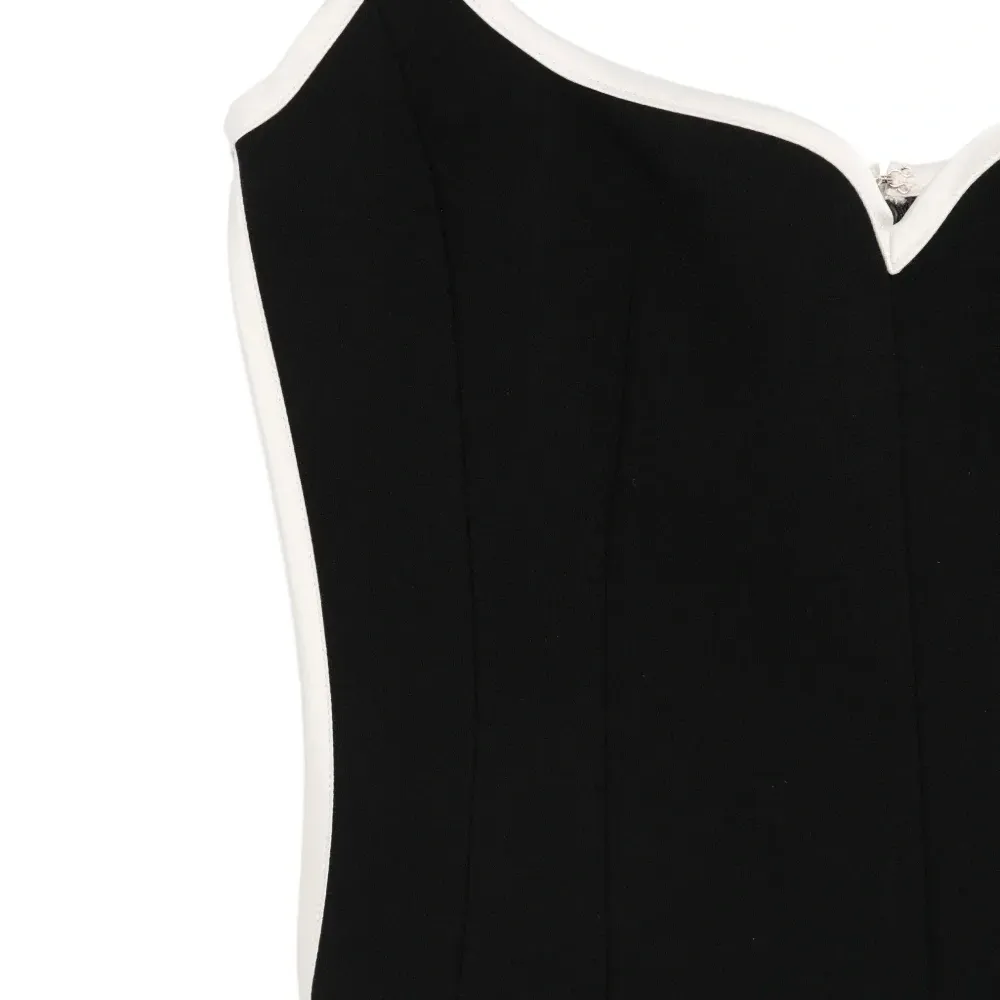 Бюстгальтер с вырезом в форме сердца