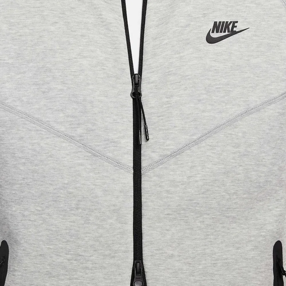 Худи Tech Windrunner