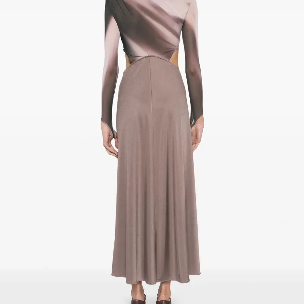 Платье макси с длинными рукавами