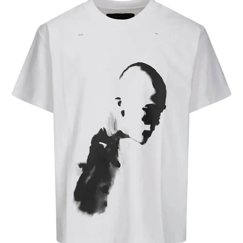 Футболка с графичным принтом