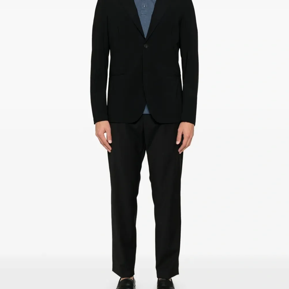 Блейзер с заостренными лацканами