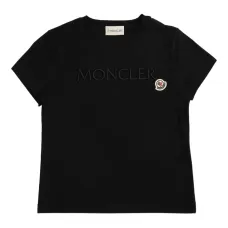 Футболка с нашивкой-логотипом