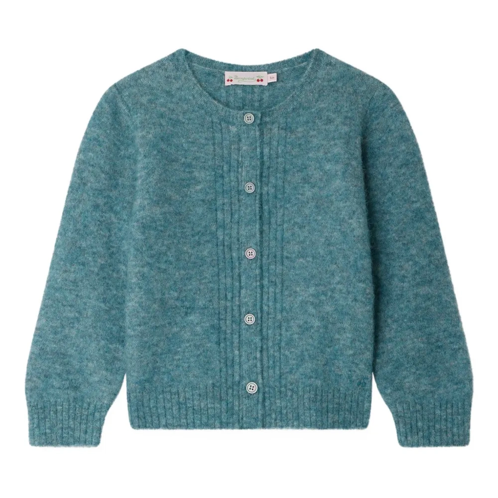 Кардиган на пуговицах