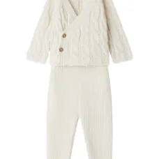 комплект из кардигана и брюк фактурной вязки