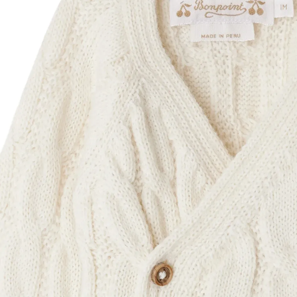 комплект из кардигана и брюк фактурной вязки