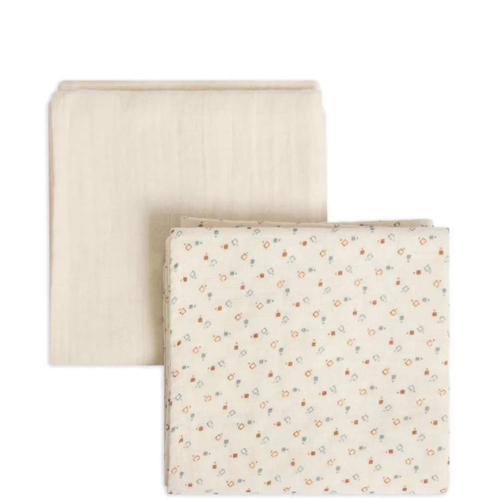 Комплект из двух одеял с цветочным принтом