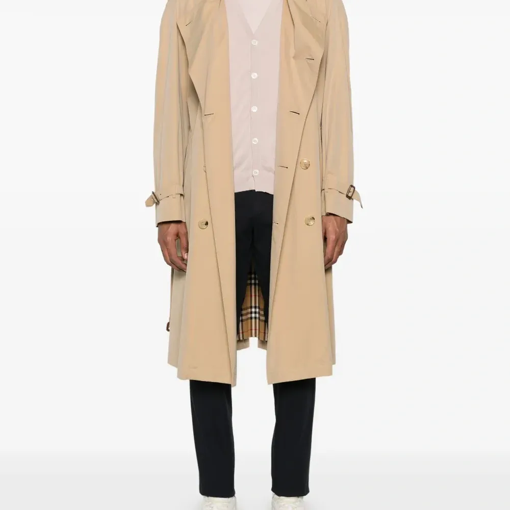 Топ без рукавов