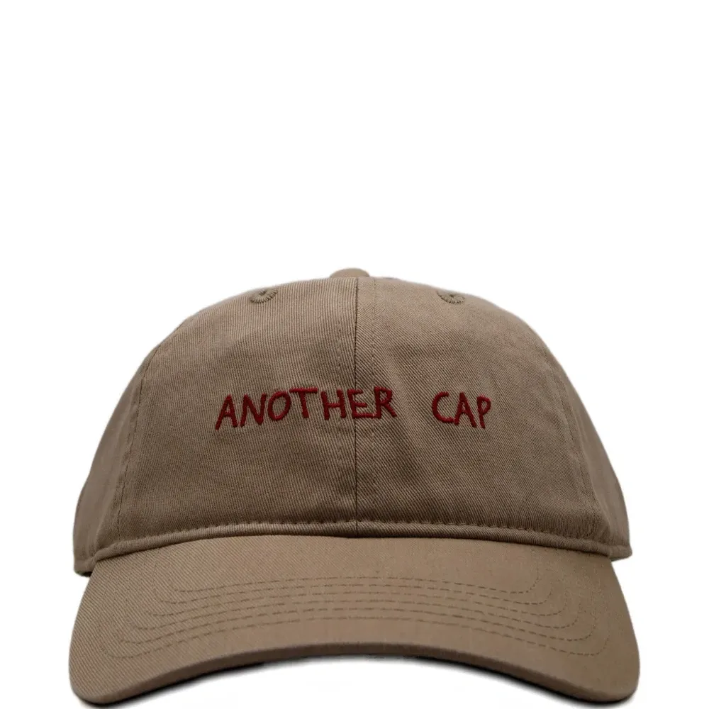 Бейсболка с вышивкой Бейсболка с вышивкой