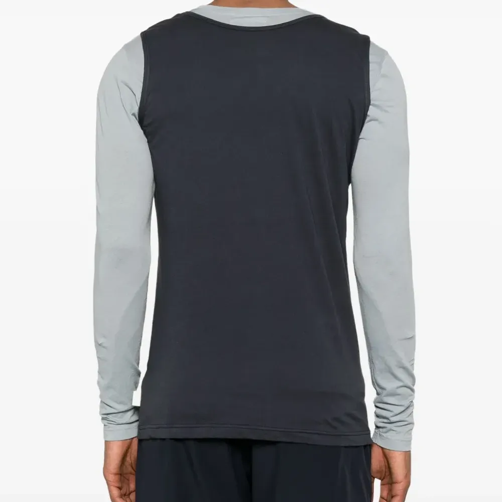 Двухслойная футболка Doria