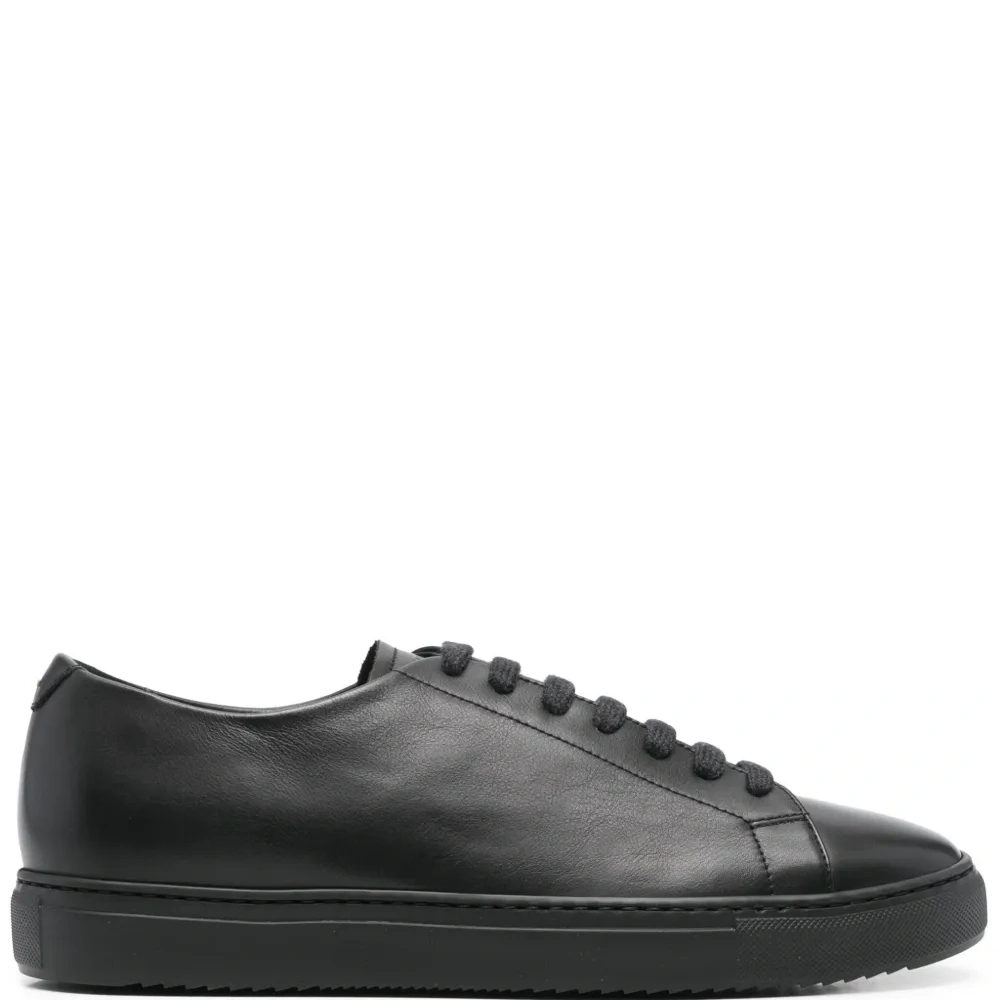 Кожаные кроссовки