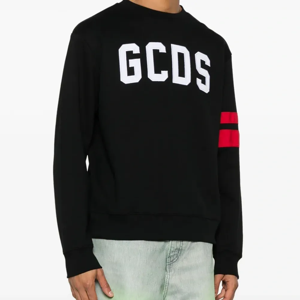 Толстовка с логотипом