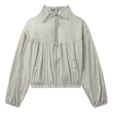 Легкая куртка