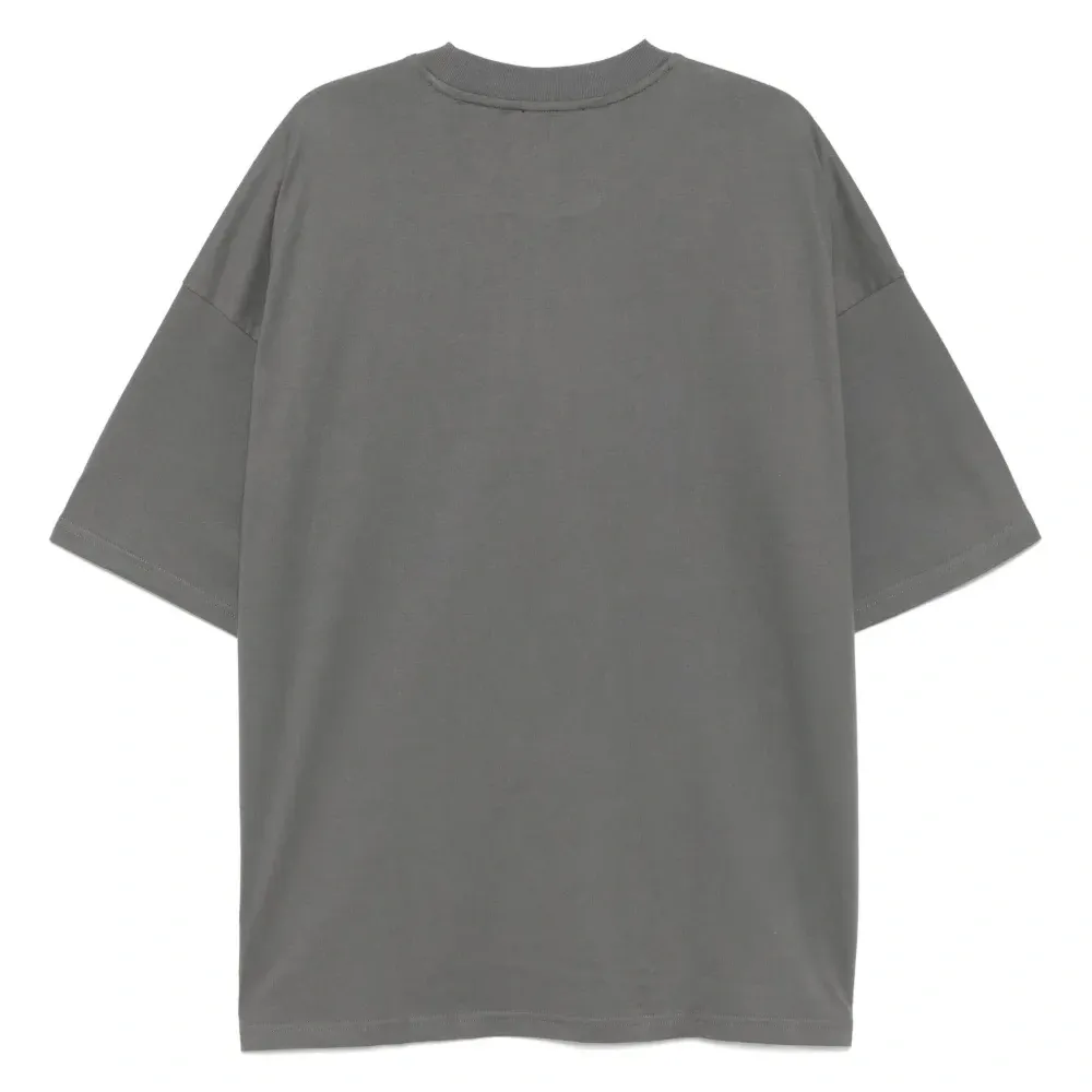 Футболка с графичным принтом