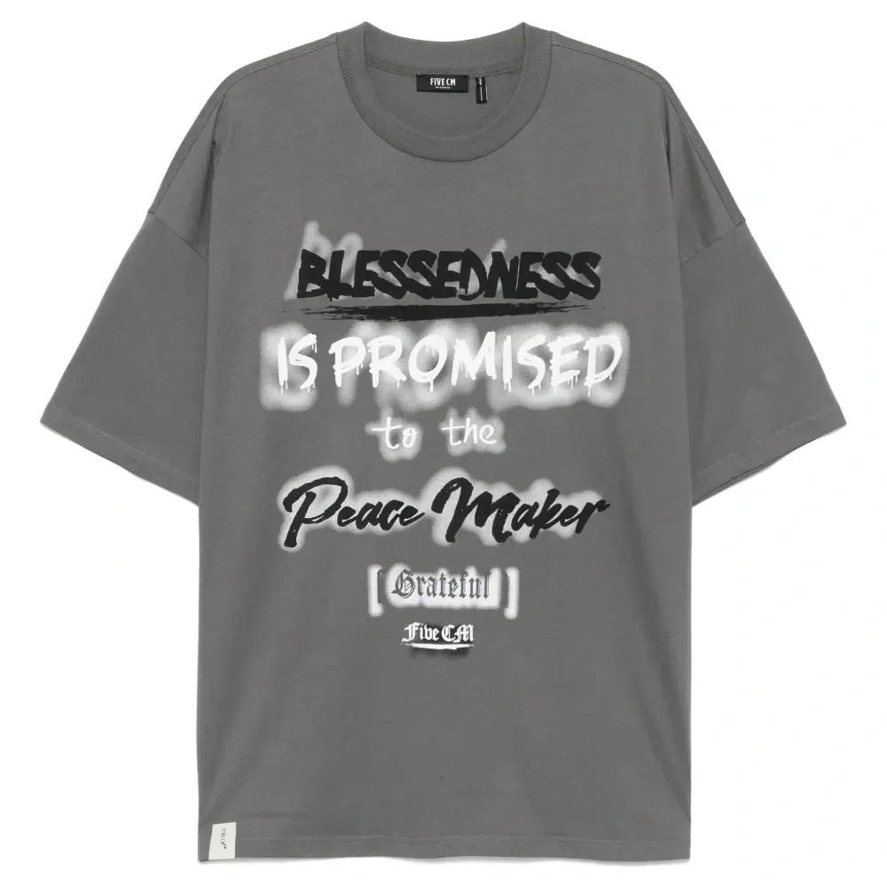 Футболка с графичным принтом