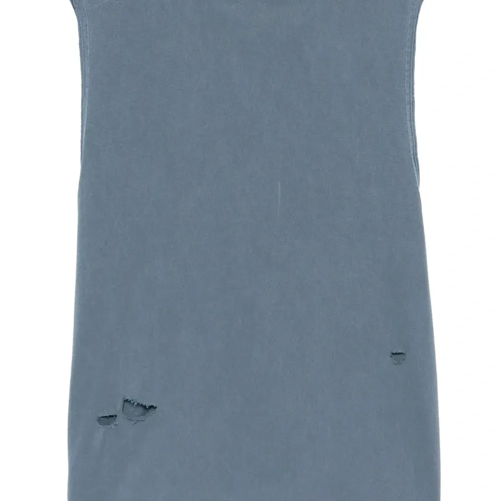 Топ с графичным принтом