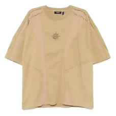 Футболка с вышивкой