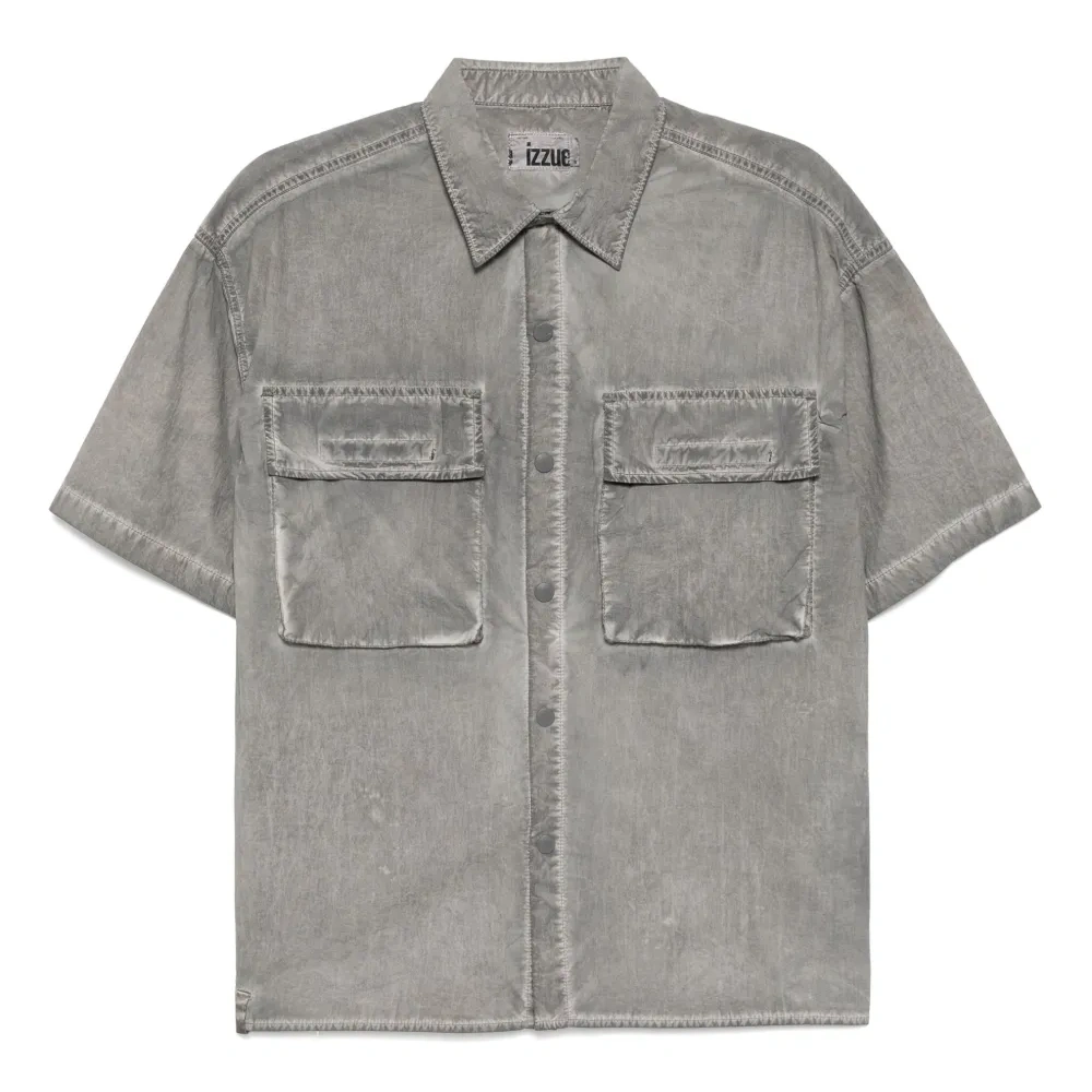 Рубашка с вышитым логотипом