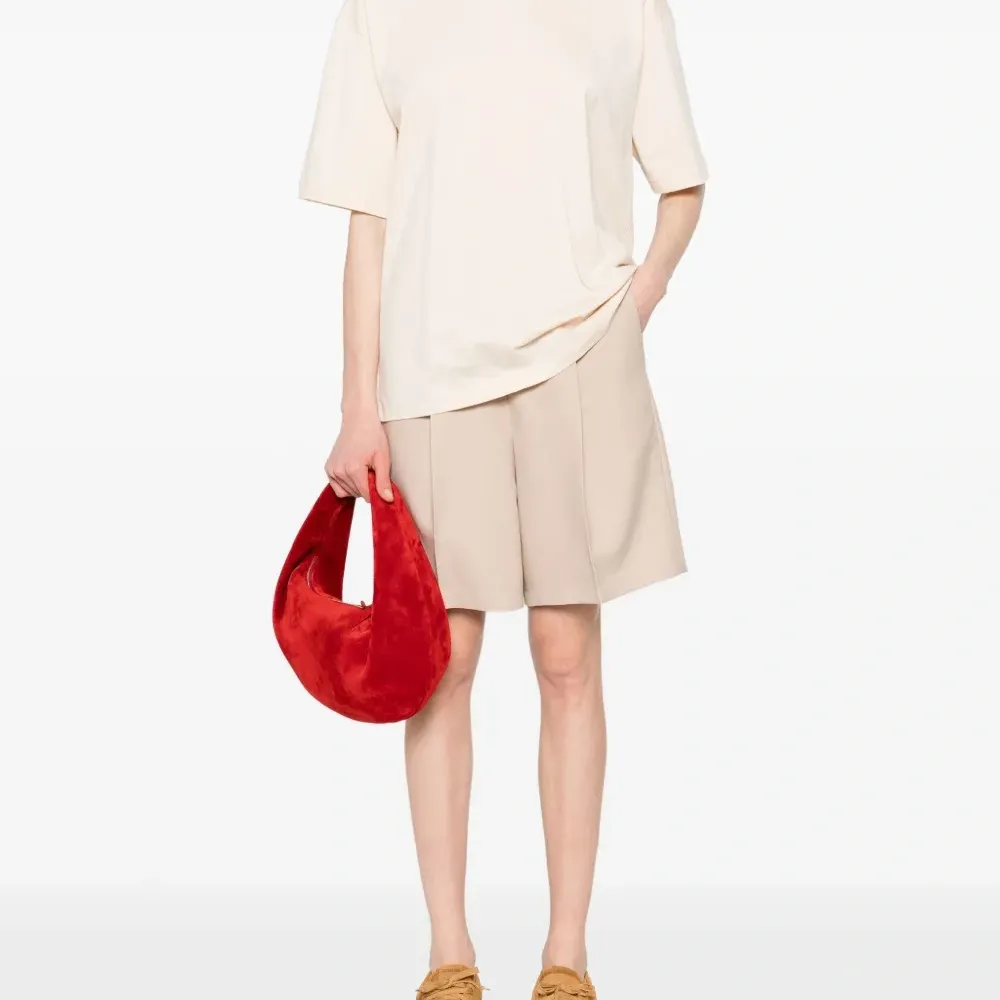 Футболка с логотипом