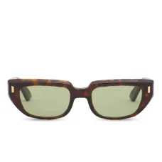 Солнцезащитные очки черепаховой расцветки