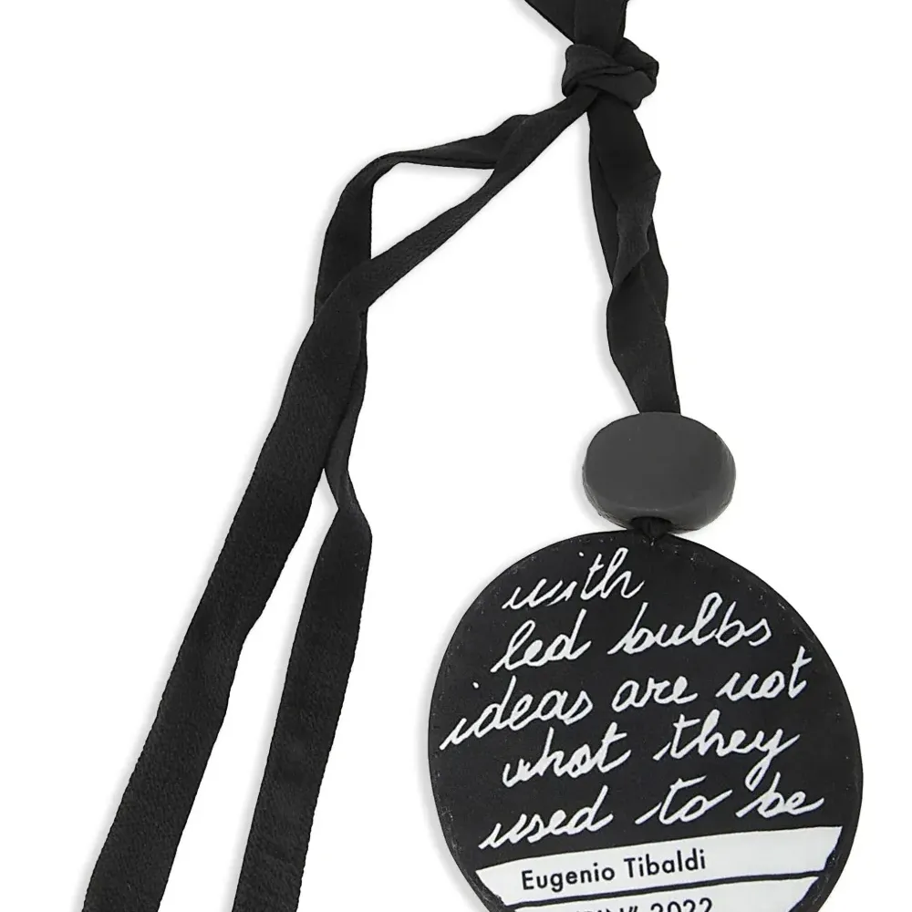 Колье с подвеской