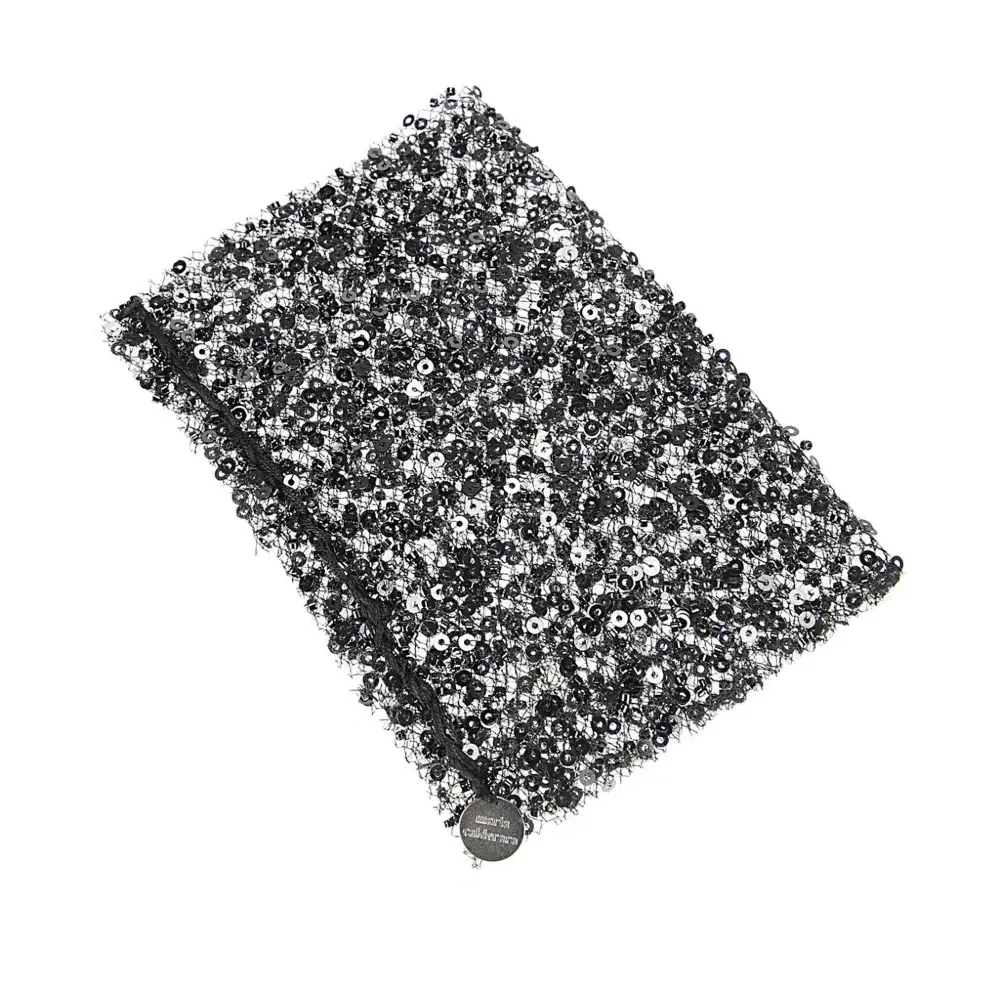 Браслет с пайетками