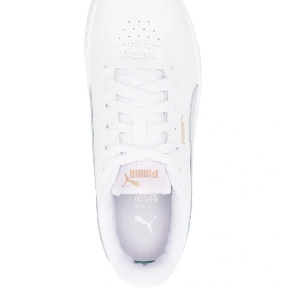 Кроссовки Carina