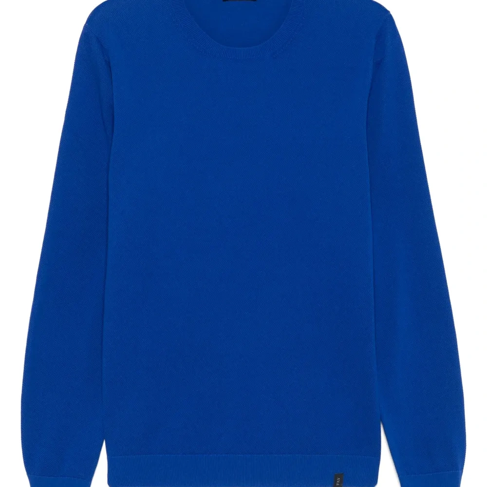 Толстовка с круглым вырезом