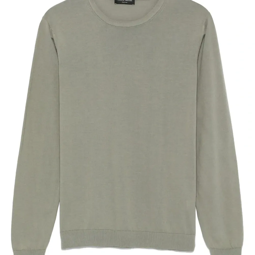 Футболка тонкой вязки Футболка тонкой вязки