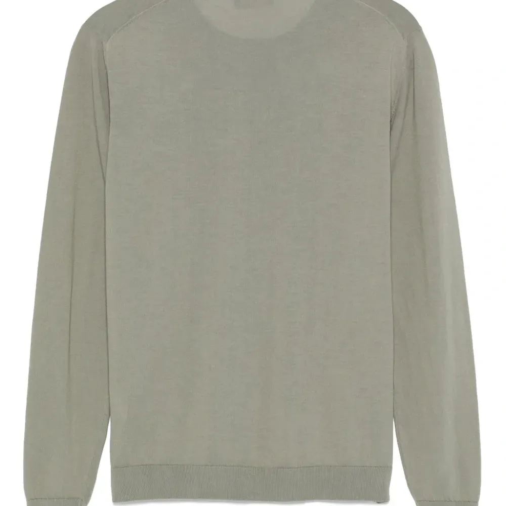 Футболка тонкой вязки Футболка тонкой вязки