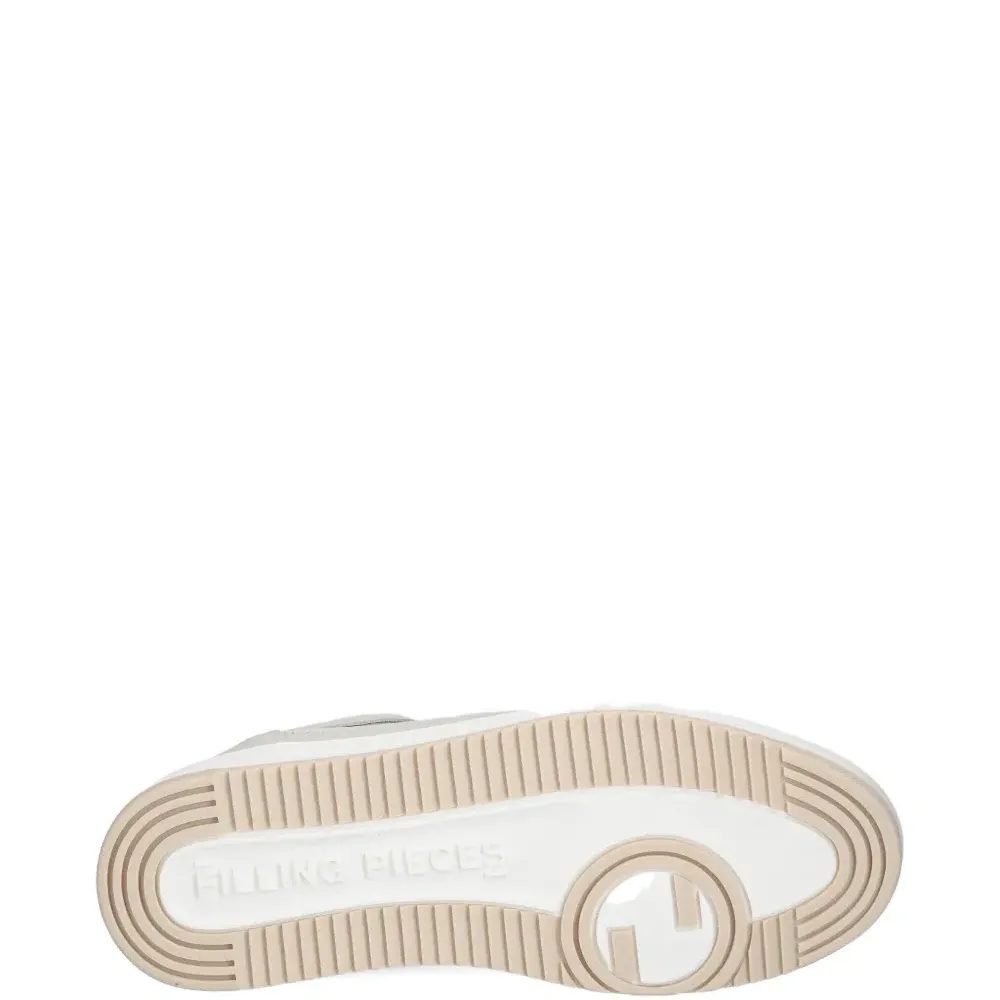 Высокие кроссовки