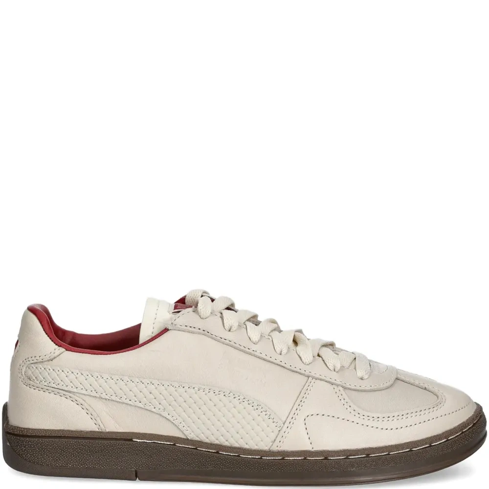 Кроссовки со вставками