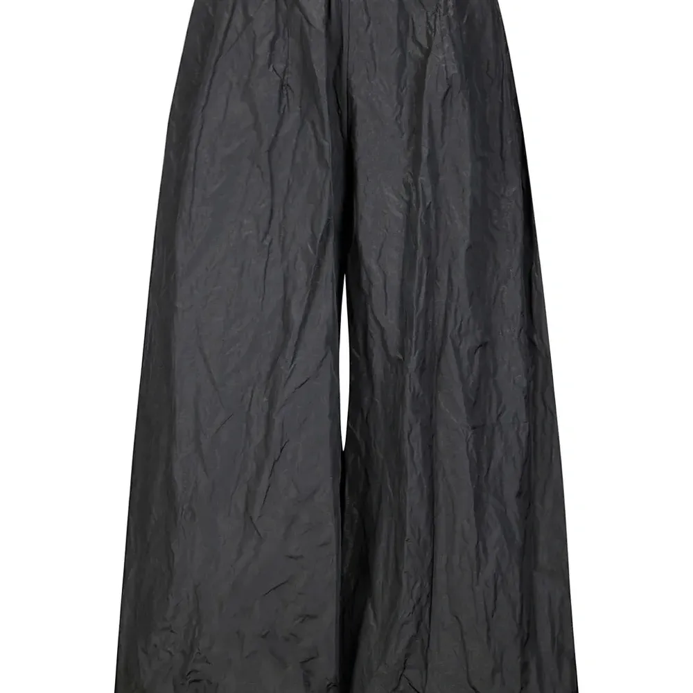 Брюки палаццо с жатым эффектом