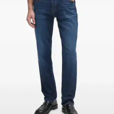 Джинсы с вышитым логотипом Джинсы с вышитым логотипом