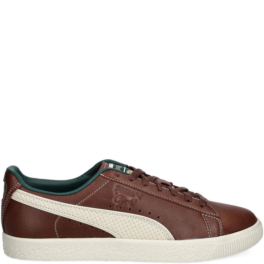 Кроссовки на шнуровке