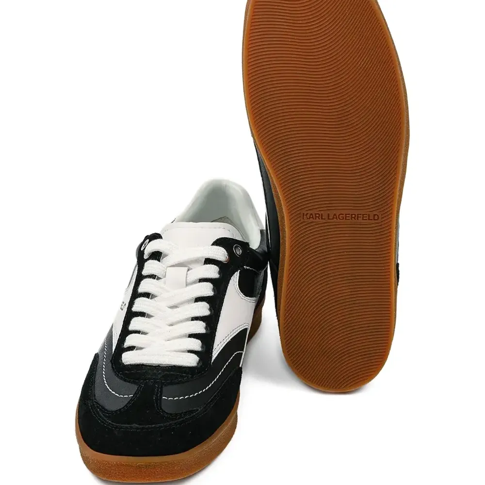 Кроссовки с логотипом Кроссовки с логотипом