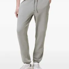 Брюки с вышитым логотипом