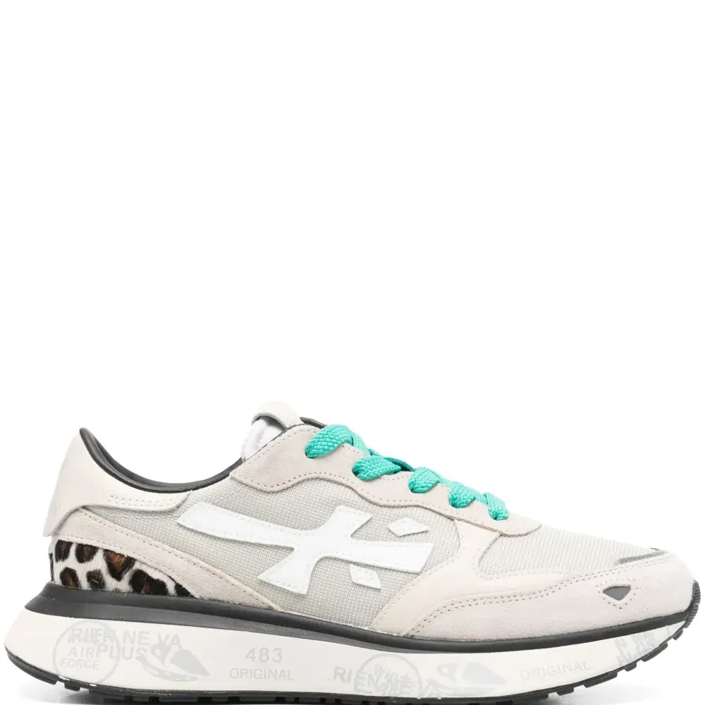 Кроссовки Lauryn