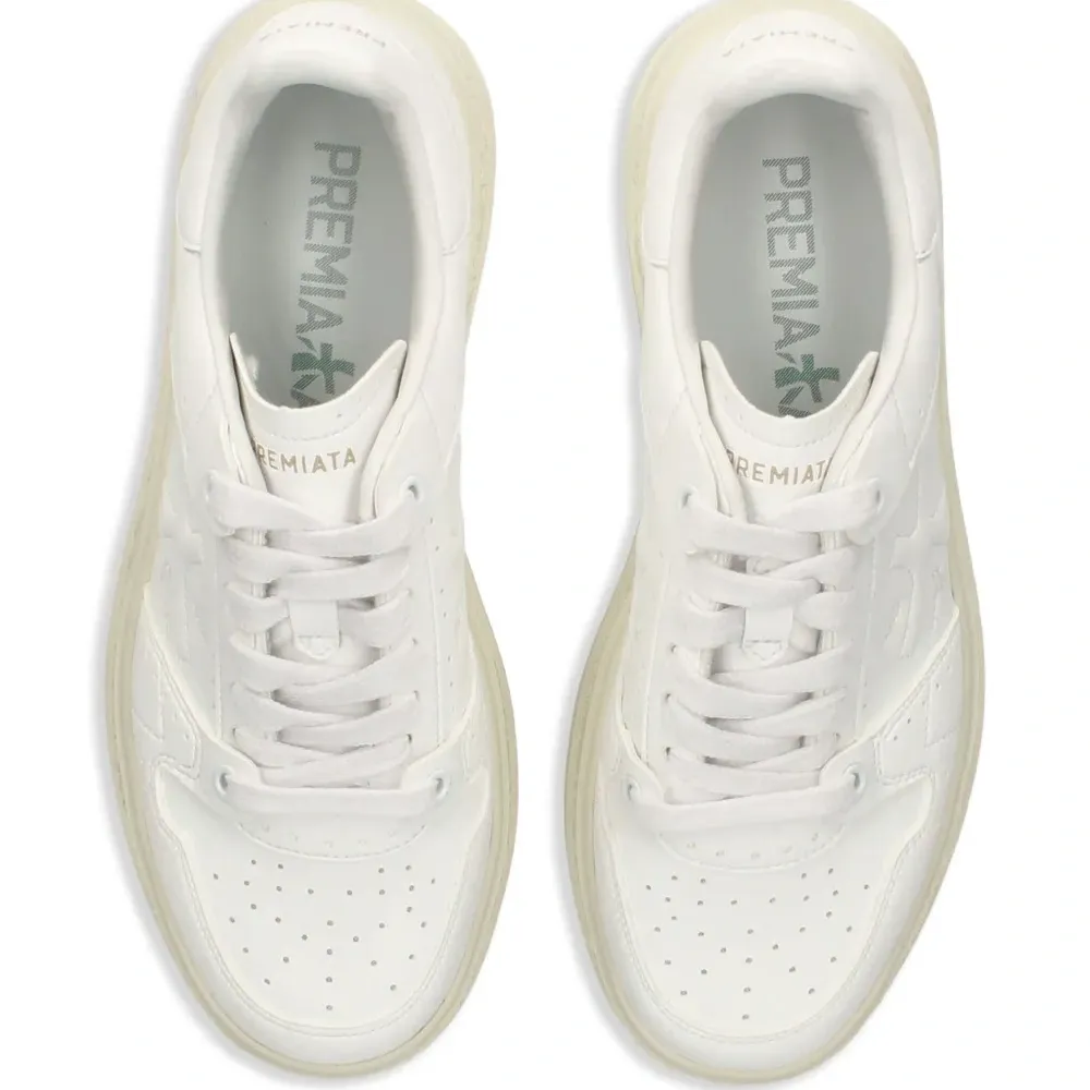 Кроссовки Quinn