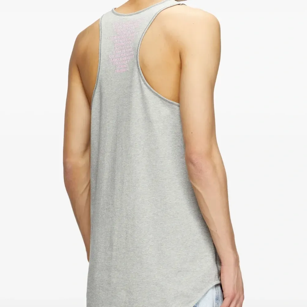 Топ Remaster Capsule T-Shan