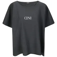 Футболка с логотипом