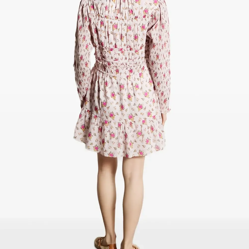 Платье с цветочным принтом и присборкой