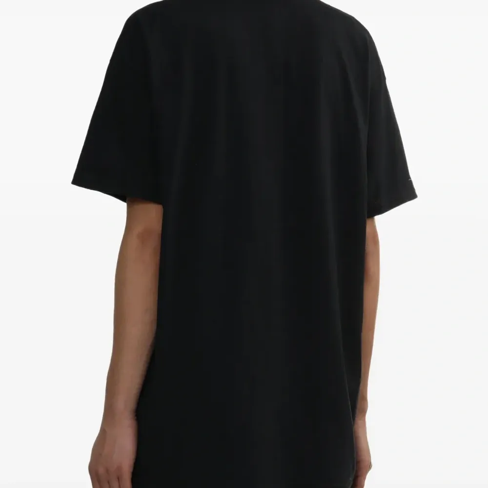 Футболка с графичным принтом