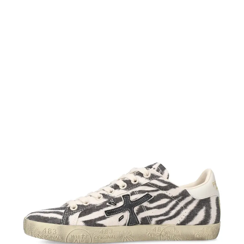 Кроссовки Stevend