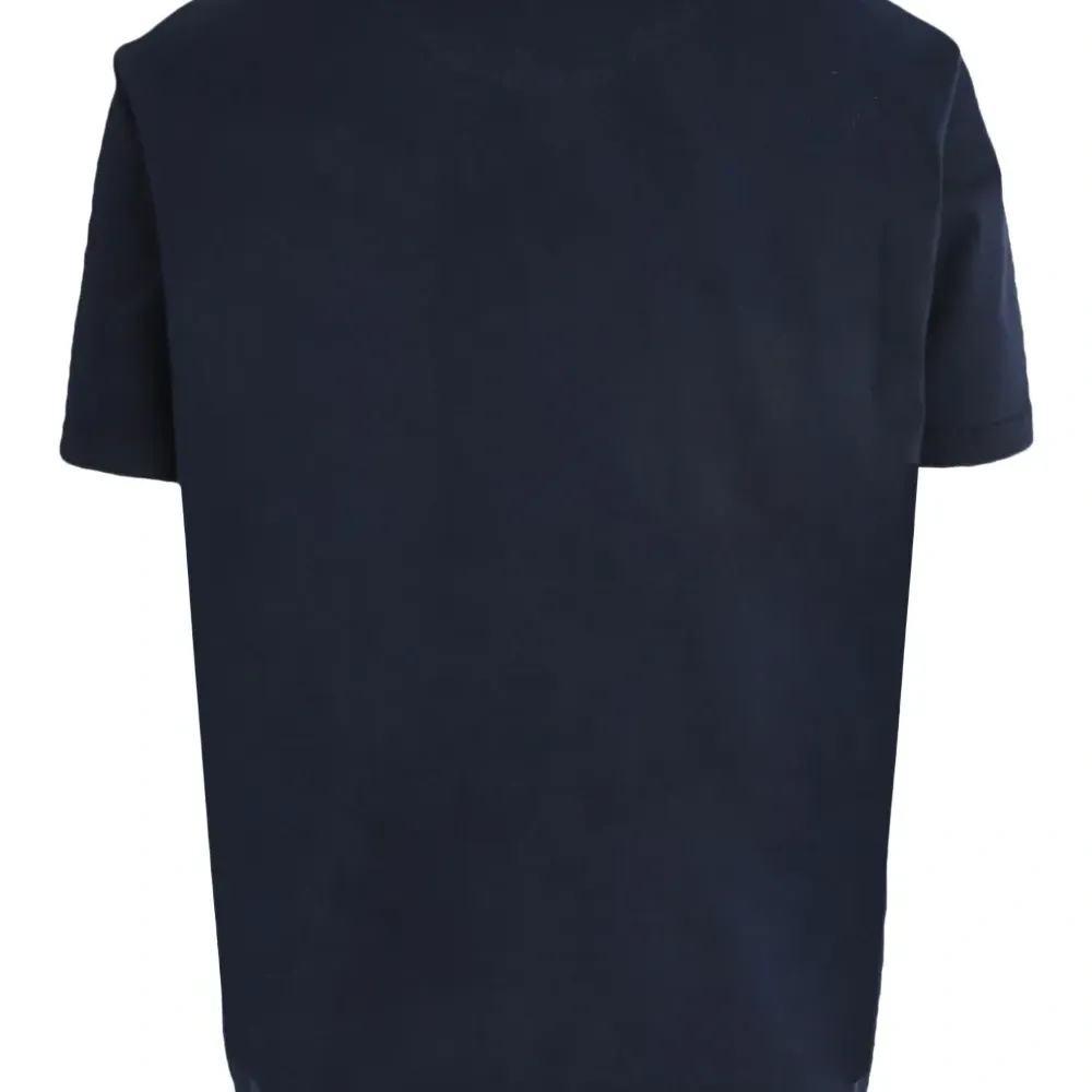 футболка с вышитым логотипом