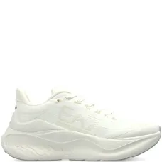 Кроссовки с логотипом